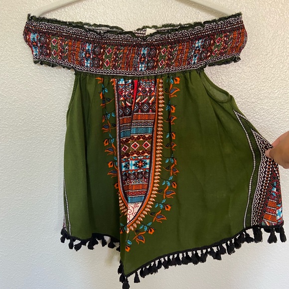 Off the shoulder blouse - Picture 2 of 5